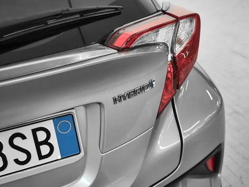Toyota Toyota C-HR usata a Prato (8)