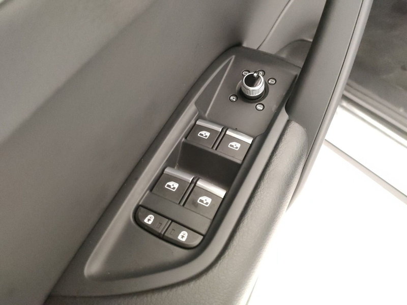 Audi Q5 Sportback usata a Napoli (19)