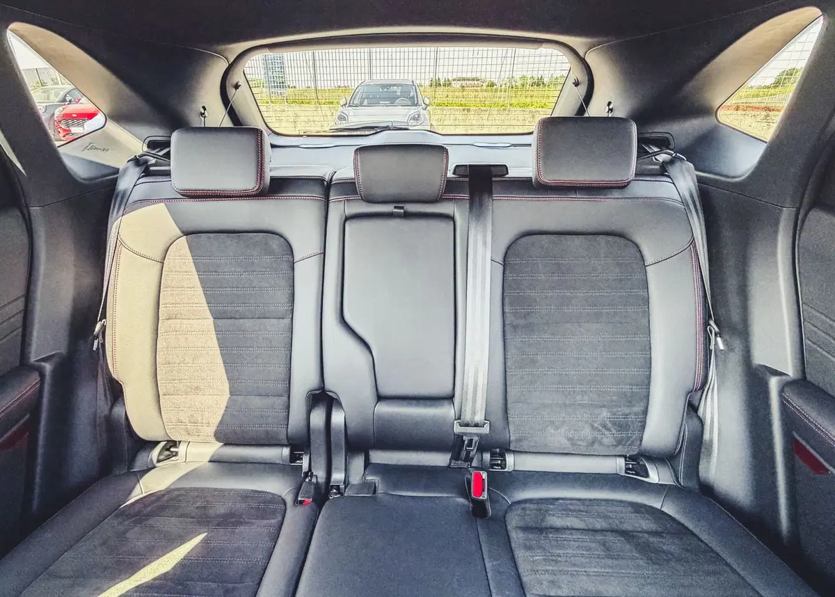 Ford Kuga usata a Novara (9)