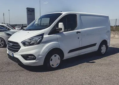 Ford Transit Custom Furgone 340 2.0 TDCi 130 PL Combi Trend N1 del 2019 usata a Novara