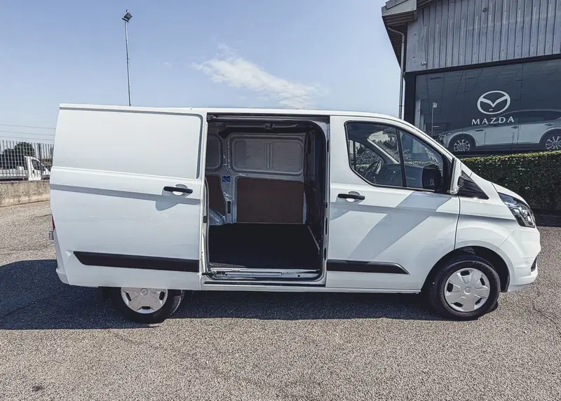 Ford Transit Custom Furgone usata a Novara (7)