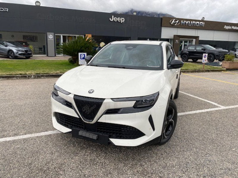 Alfa Romeo Junior nuova a Benevento (4)
