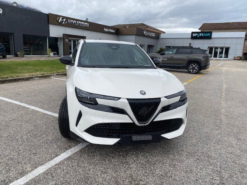 Alfa Romeo Junior nuova a Benevento (6)