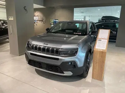 Jeep Avenger 1.2 turbo e-hybrid mhev Black Edition fwd 110cv edct6 nuova a Benevento