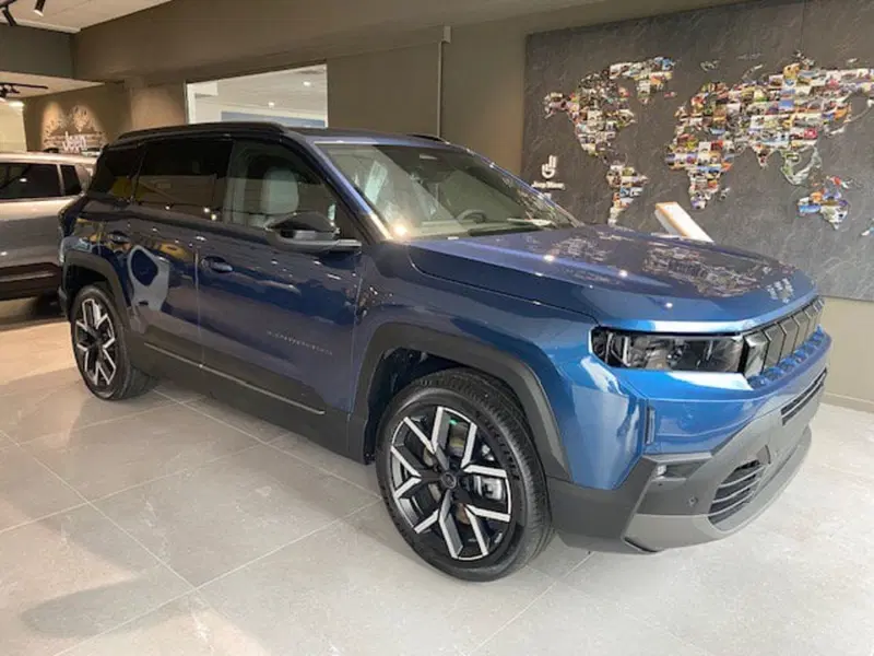 Jeep Compass nuova a Benevento