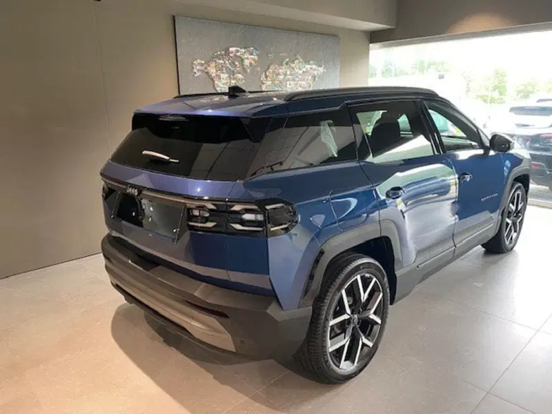 Jeep Compass nuova a Benevento (13)