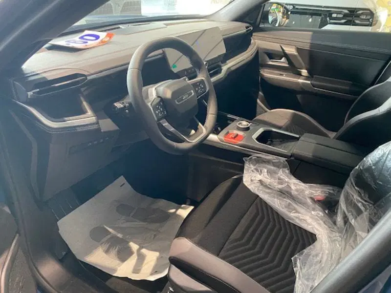 Jeep Compass nuova a Benevento (15)