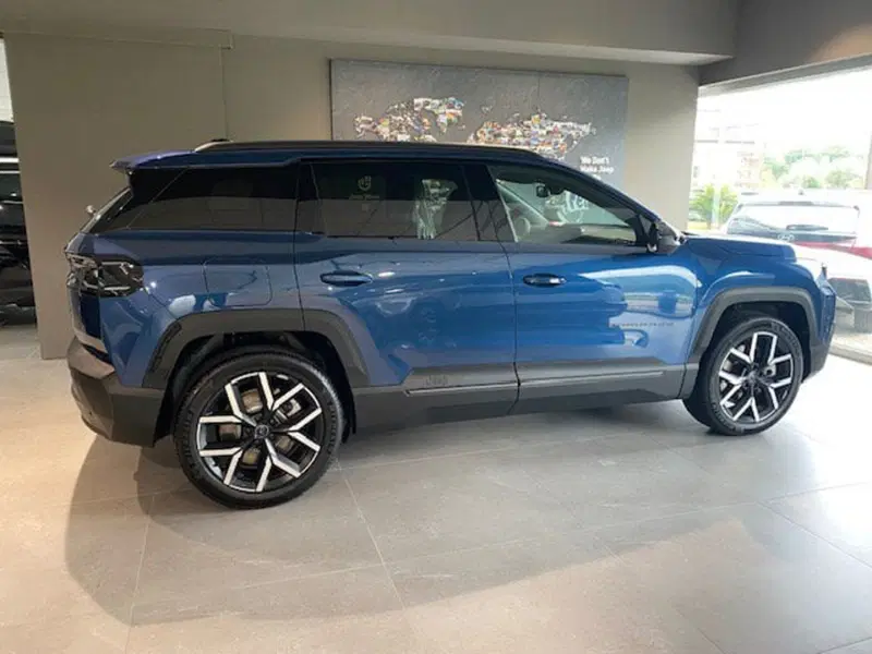 Jeep Compass nuova a Benevento (2)