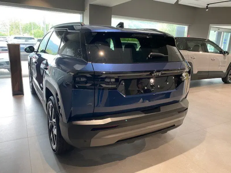 Jeep Compass nuova a Benevento (7)
