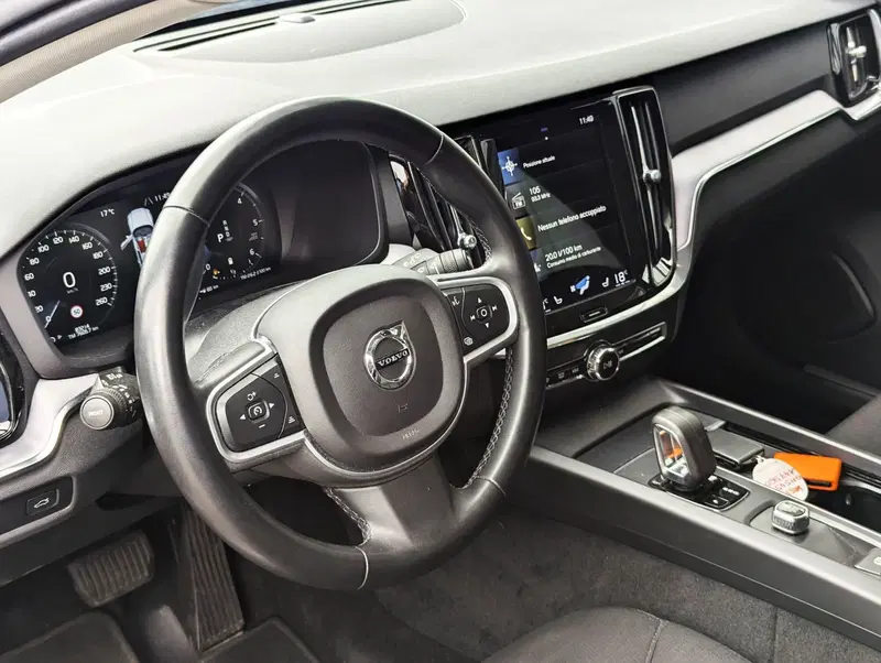 Volvo V60 usata a Pescara (6)