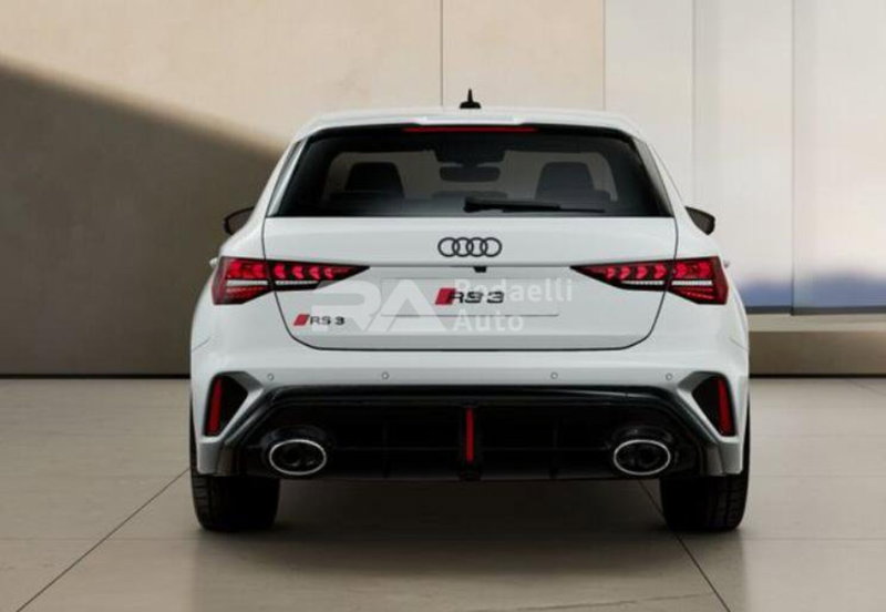 Audi RS 3 Sportback nuova a Lecco (4)