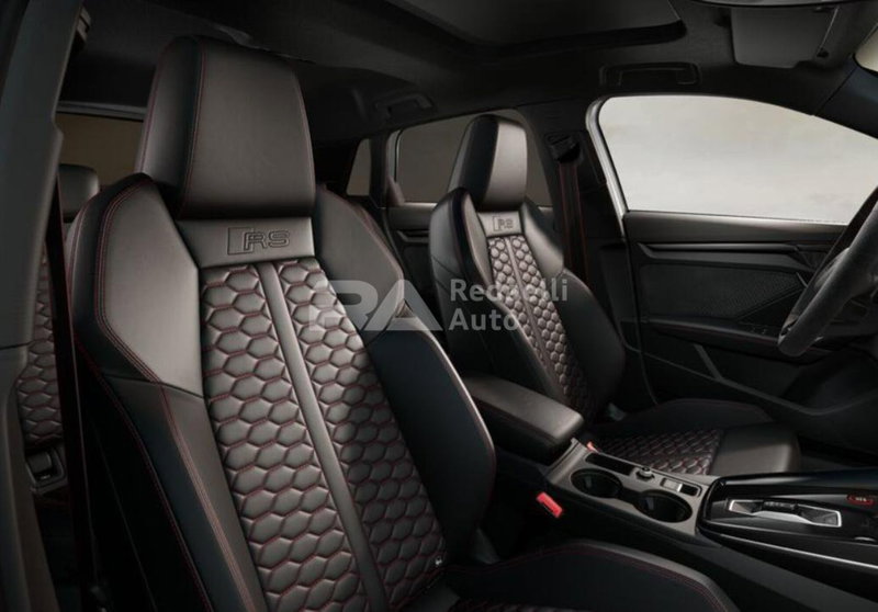 Audi RS 3 Sportback nuova a Lecco (8)
