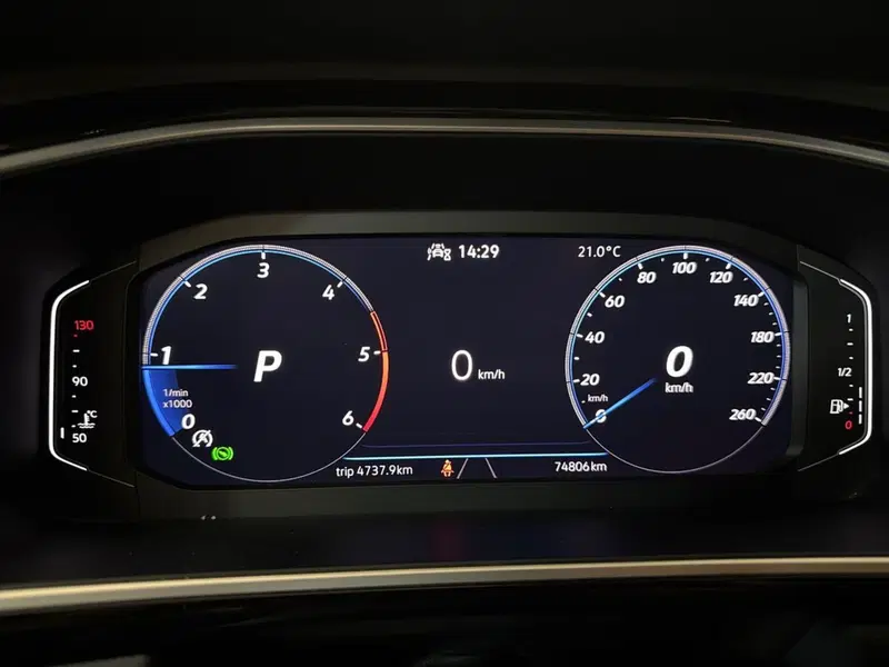 Volkswagen T-Roc usata a Prato (13)