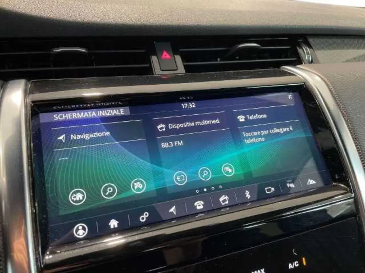Land Rover Discovery Sport usata a Pistoia (14)