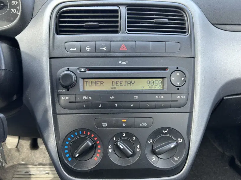 Fiat Grande Punto usata a Cuneo (11)