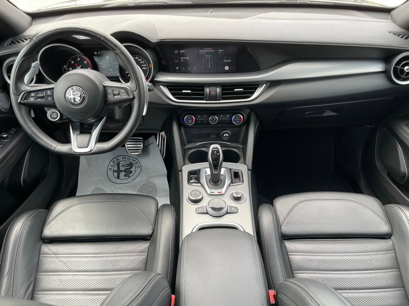 Alfa Romeo Stelvio usata a Ancona (11)
