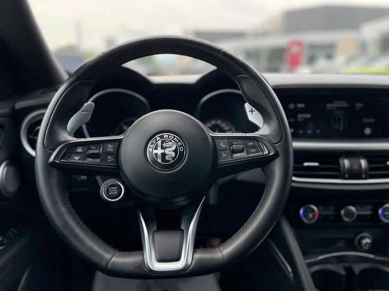 Alfa Romeo Stelvio usata a Ancona (12)