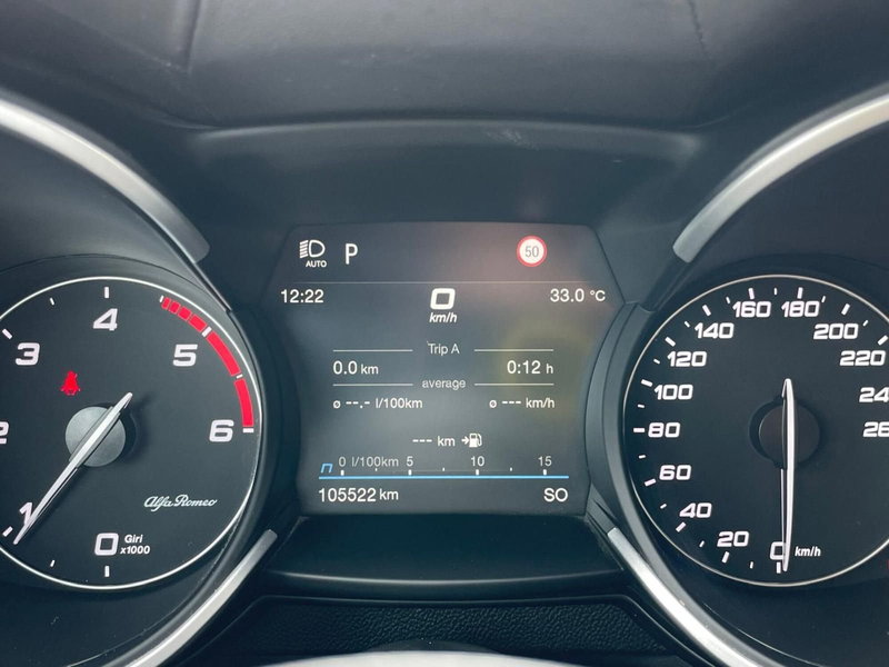 Alfa Romeo Stelvio usata a Ancona (14)