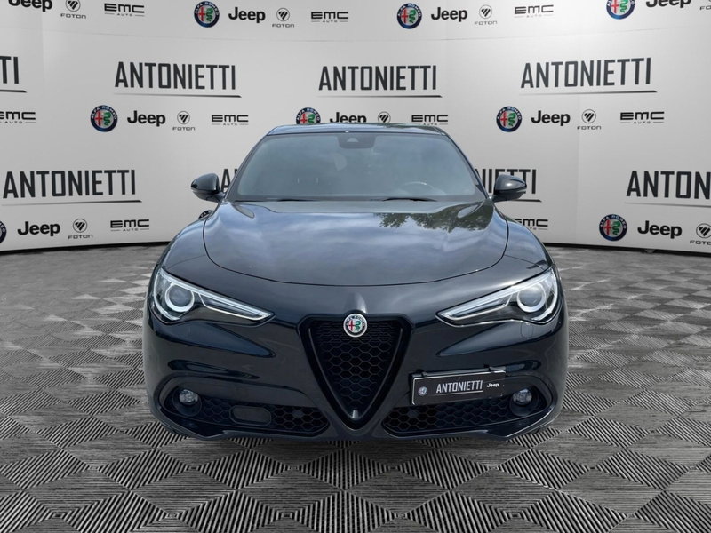 Alfa Romeo Stelvio usata a Ancona (2)