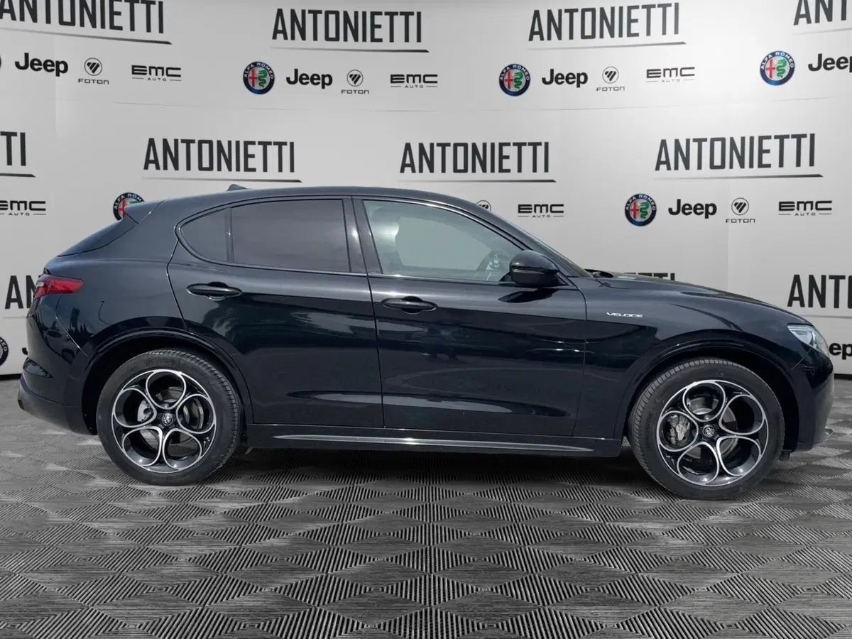 Alfa Romeo Stelvio usata a Ancona (4)