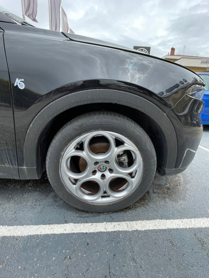 Alfa Romeo Tonale usata a L'Aquila (11)