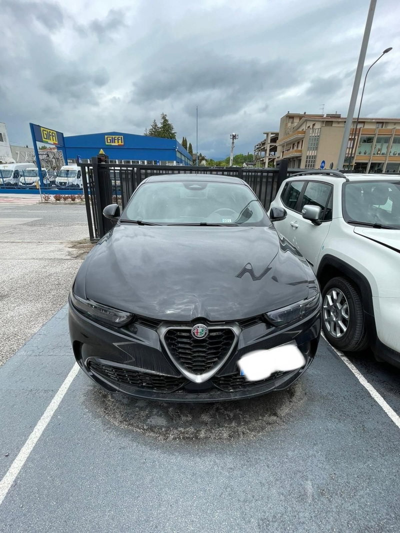 Alfa Romeo Tonale usata a L'Aquila (4)
