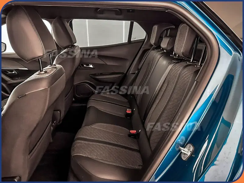 Peugeot 2008 usata a Milano (11)