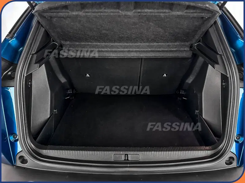 Peugeot 2008 usata a Milano (12)