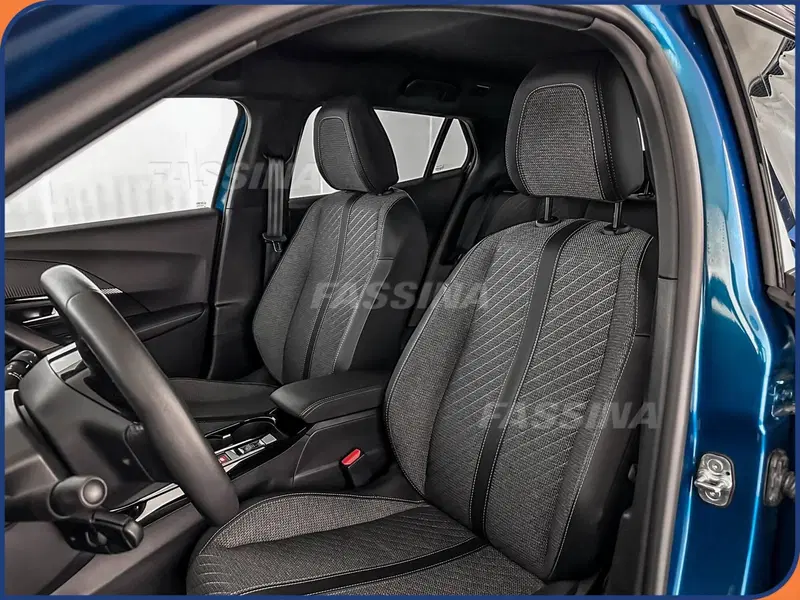 Peugeot 2008 usata a Milano (8)