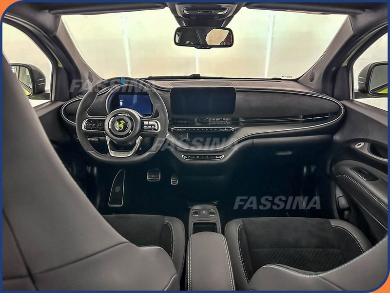 Abarth 500e Cabrio usata a Milano (10)