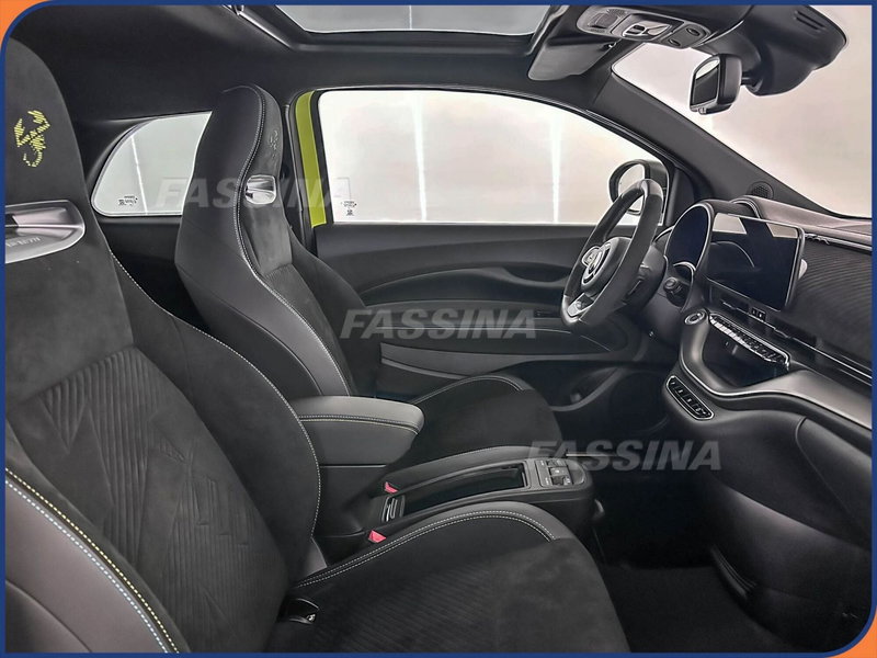 Abarth 500e Cabrio usata a Milano (13)