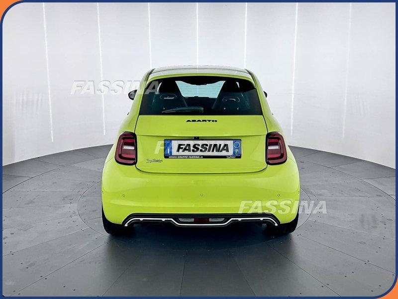 Abarth 500e Cabrio usata a Milano (5)