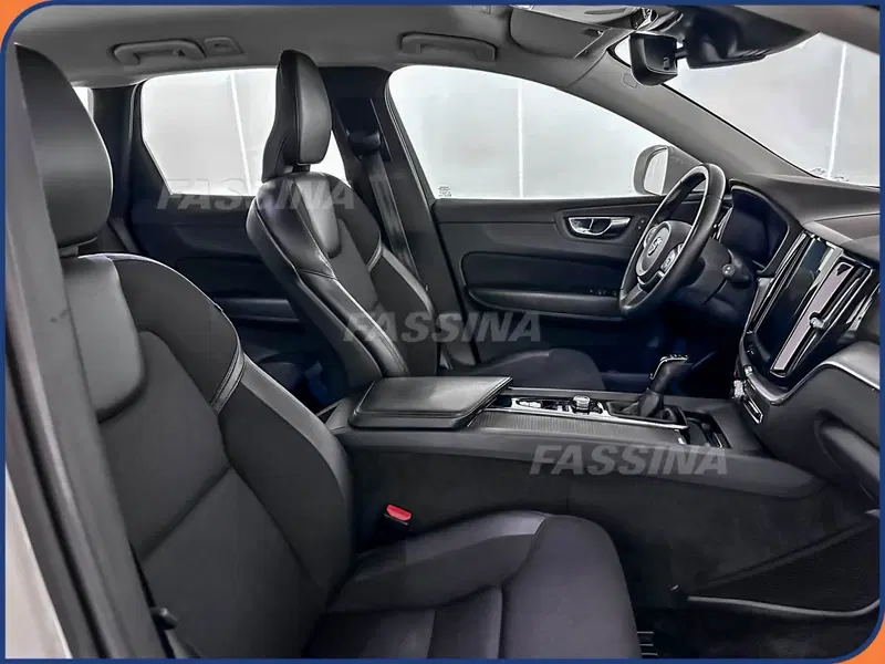 Volvo XC60 usata a Milano (14)