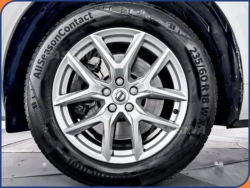 Volvo XC60 usata a Milano (7)
