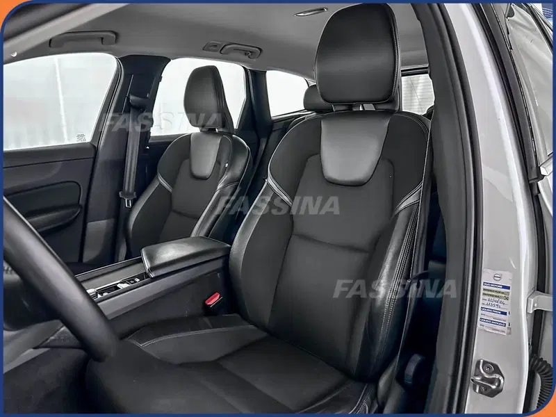 Volvo XC60 usata a Milano (8)