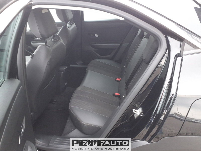 Opel Mokka usata a Piacenza (10)