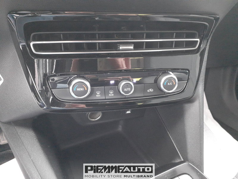 Opel Mokka usata a Piacenza (12)