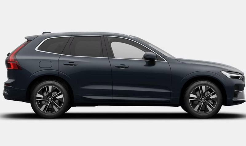 Volvo XC60 nuova a Milano (6)