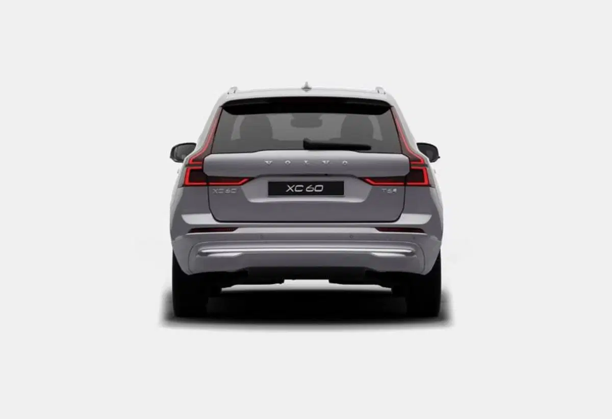 Volvo XC60 nuova a Milano (4)