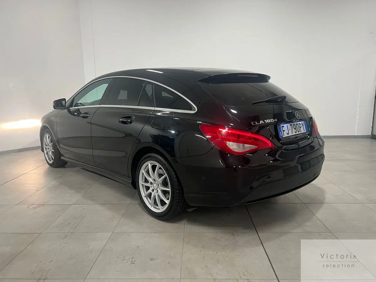 Mercedes-Benz CLA Shooting Brake usata a Brescia (5)