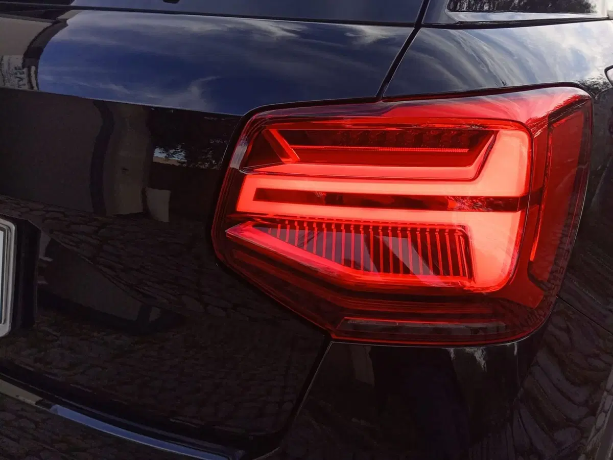 Audi Q2 usata a Bari (10)