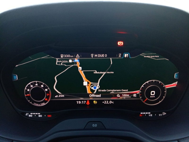Audi Q2 usata a Bari (12)