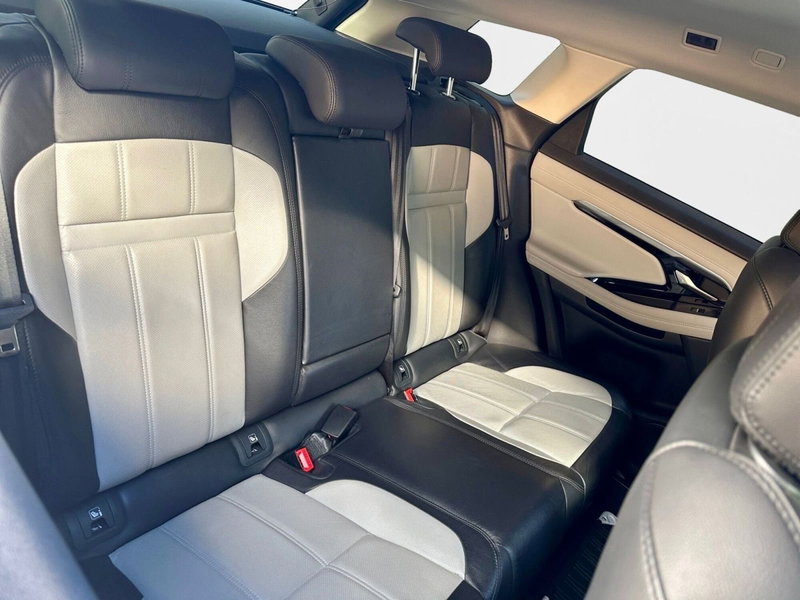 Land Rover Range Rover Evoque usata a Bari (5)