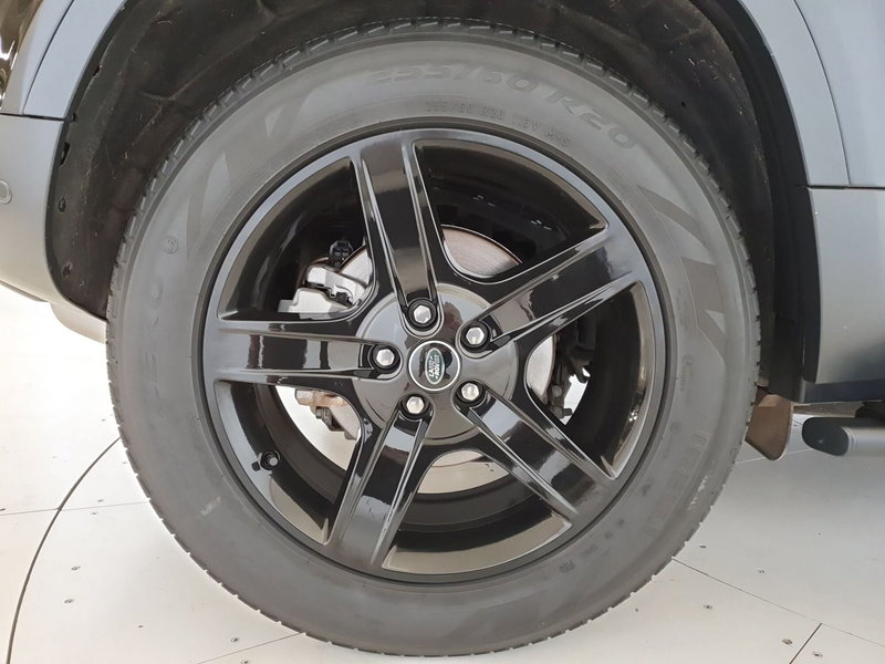 Land Rover Defender usata a Monza e Brianza (9)