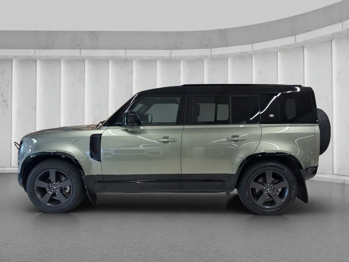 Land Rover Defender usata a Milano (11)