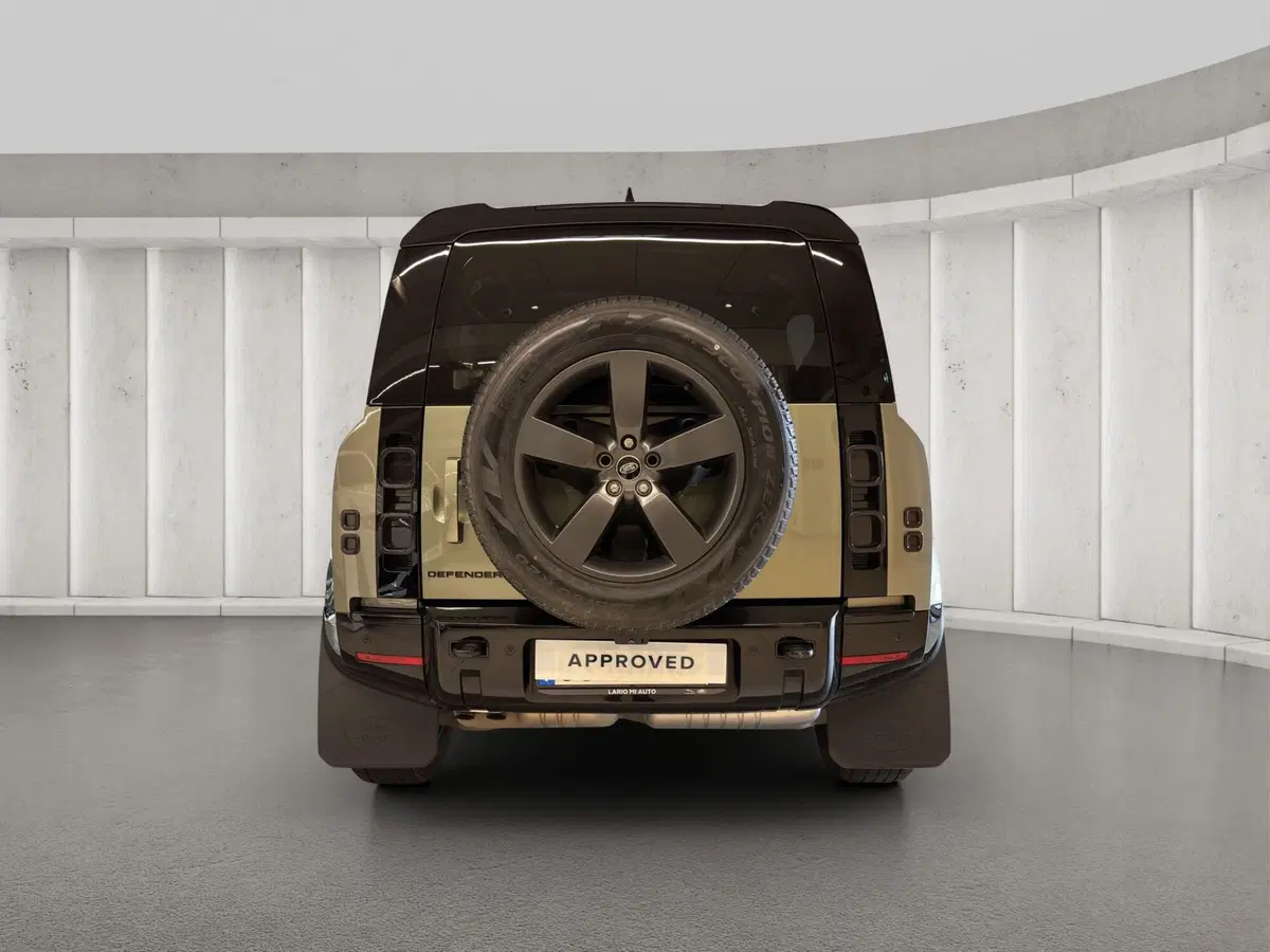 Land Rover Defender usata a Milano (7)