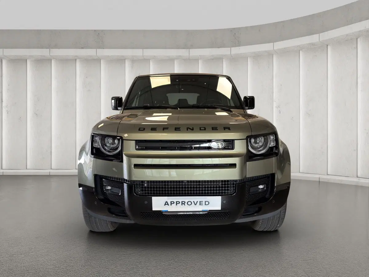 Land Rover Defender usata a Milano (8)