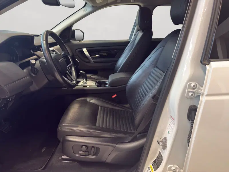 Land Rover Discovery Sport usata a Latina (11)