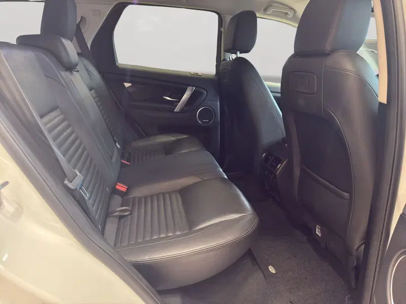 Land Rover Discovery Sport usata a Latina (5)