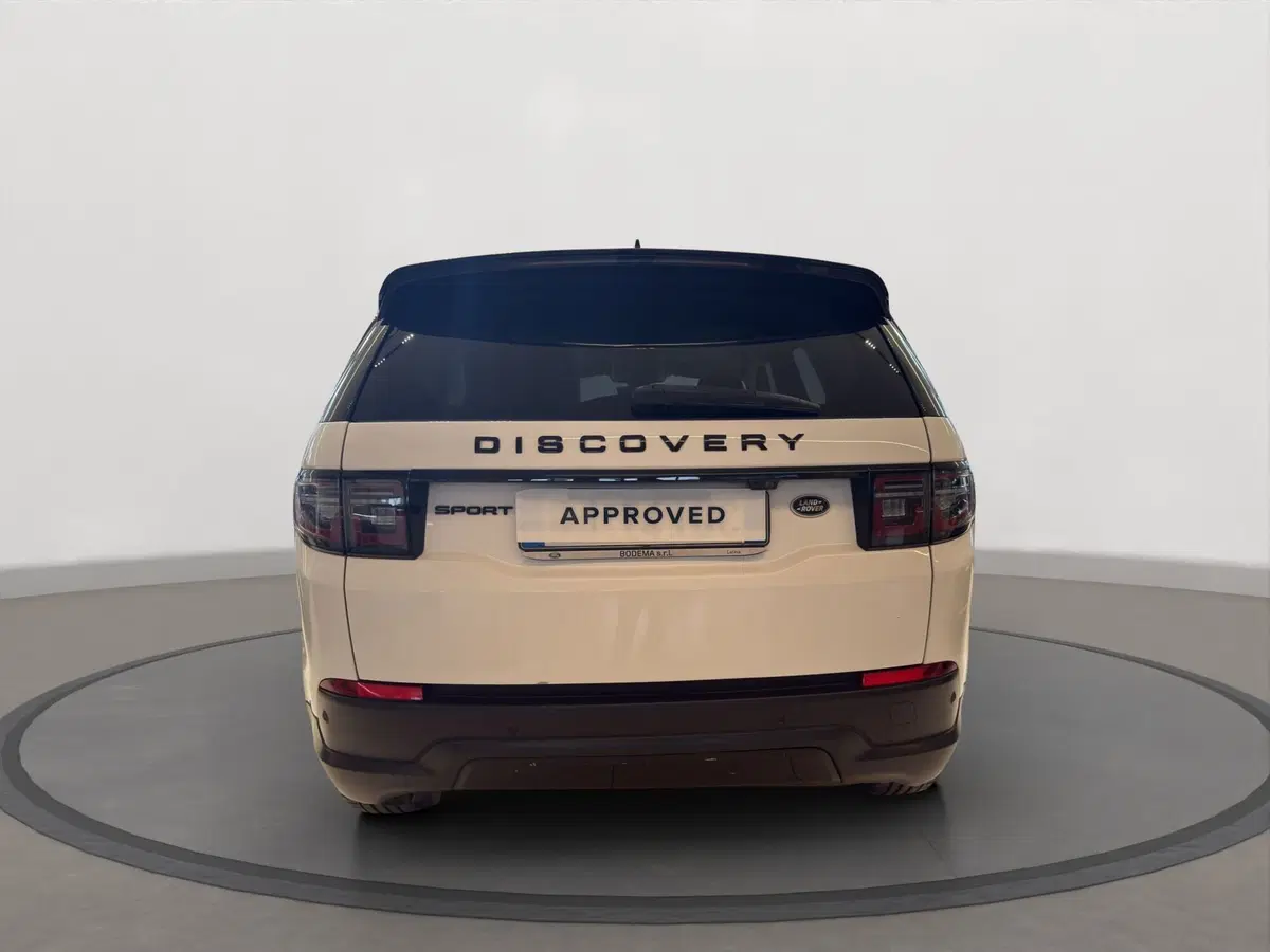 Land Rover Discovery Sport usata a Latina (7)